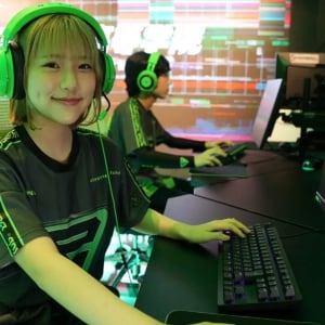 九州初「eスポーツ高等学院」の新校舎が博多、熊本に誕生！2025年度新入生向けオープンスクールも開催中