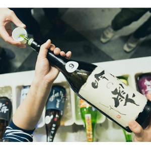 【東京 日本橋】全国約50蔵の銘酒を利き酒しながら街歩きできるイベント開催！マルシェも同時開催