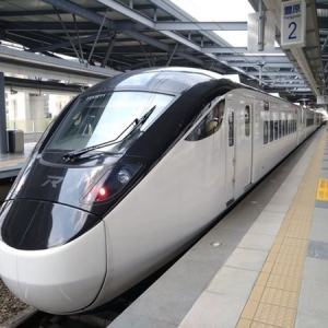 【山口県下松市】「道路を走る鉄道車両見学プロジェクト」開催。今回は台湾向け特急車両「EMU3000」