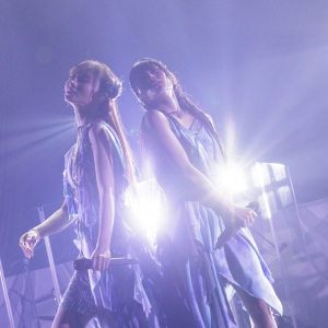 【ライヴ・レポート】ClariS、約4年半ぶりライブツアーで会場を虹色に染め上げる──〈ClariS SPRING TOUR 2024 ～Tinctura～〉