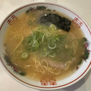 「らあめん花月嵐」のコラボが大好評の「博多ラーメン健太」　東京・高円寺のお店に行ってみた