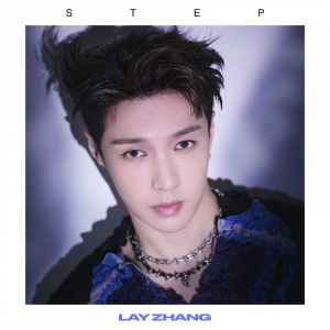 LAY、全10曲を収録した新AL『STEP』リリース