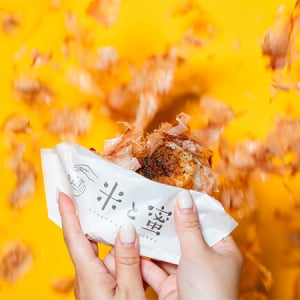 【大阪府大阪市】おにぎりと餡蜜が楽しめる新感覚の和食カフェ「米と蜜」靭公園近くにオープン