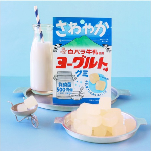 鳥取のソウルドリンク「白バラ牛乳」使用の「白バラ牛乳使用 ヨーグルト味グミ」登場