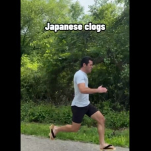 日本の下駄とか様々な履物でひたすら走る動画 「相当転んだでしょ？」「撮影終わるまでに足首骨折しそう」