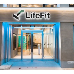 利用しやすいシステム＆料金のフィットネスジム「LifeFit」でサマーキャンペーン開始