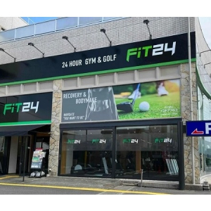 【東京都町田市】フィットネスジムとインドアゴルフを併設した「FiT24町田忠生店」オープン！
