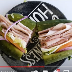 ピクルス・サンドイッチがアメリカで人気沸騰中