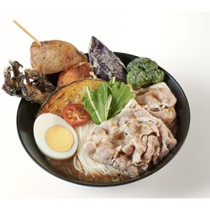 【東京都】素麺×スパイシーカレー「乾麺グランプリ2024」1位受賞メニューがワインバーに登場