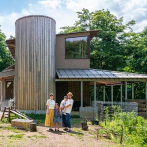 現代人の暮らしが”バグ”る「虫村（バグソン）」に行ってみた！ 不動産×テクノロジーの第一人者が、山奥に貨幣経済外の集落をつくる理由って？　神奈川県相模原市・藤野