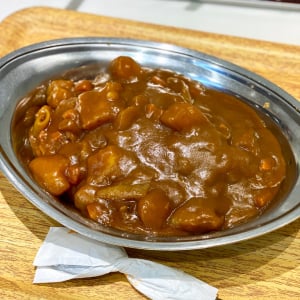 おい、これが帯広名物のインデアンカレーか！ 初めて食べてみるぞ！→ 感動してすぐ2回目も食べちゃったよ