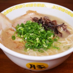 博多ラーメンの激ウマ店『でぶちゃん』の通販用の冷凍ラーメンを食べた結果→ マジやばい