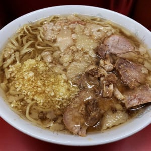 ラーメン二郎の「左上の法則」を無視した券売機が話題