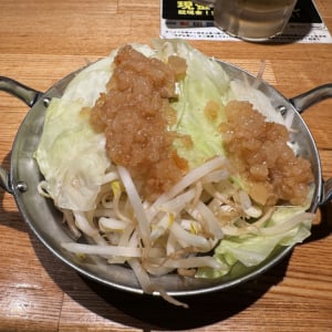 博多ラーメンでぶちゃんのラーメン二郎インスパイア「二郎のアタマ」が凄い / ラーメン投入禁止！ 回収＆返金なし!!