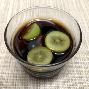 コーヒーにフルーツを漬けると美味しいって聞いたけどホントかよｗ →試した結果 →えぇ……