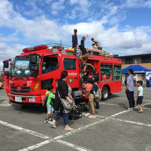 【兵庫県姫路市】日本工科大学校で最新車両や働く車が集結するフェス開催！展示や体験で車の魅力を体感