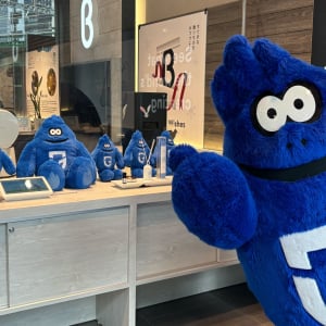 【青くてモフモフ】G大阪のマスコットキャラクター「モフレム」が東京遠征！ たまらず会いに行ってきた