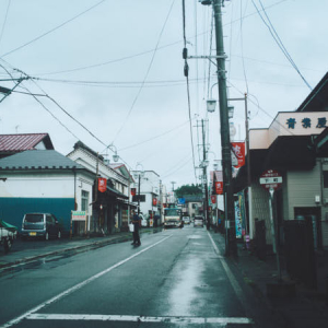 【岩手県旧藤沢町(一関市)】日常を巡り、土と炎の祭典を知る