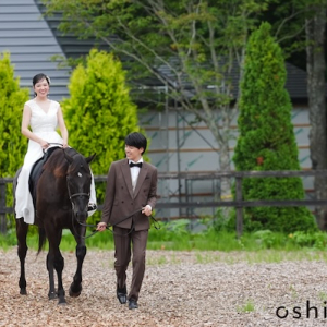 北海道で名馬と特別なひと時を。新しいウェディング体験「oshi-dori」