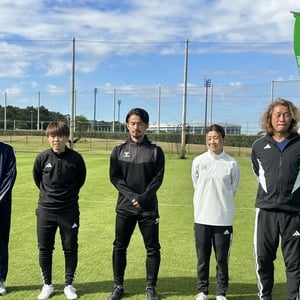 「ウォーキングフットボール」イベントにサッカー元日本代表・“野人”岡野らが参戦！