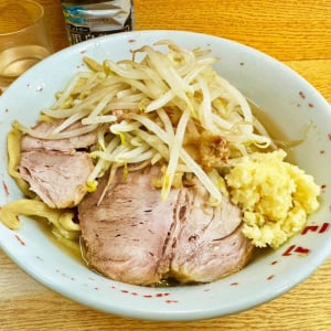 ラーメン二郎で味噌ラーメンを食べた結果→ 全米が泣いた