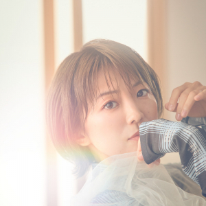 熊木杏里、14枚目のオリジナルアルバム『生きるとは』がリリース！「生きるとは」をテーマに綴られた全9曲の新たなる物語