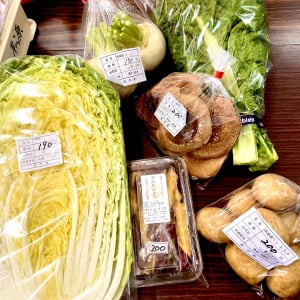 【糸島市・前原商店街】火曜限定オープンの糸島朝採れ野菜市に行ってみた →気づいたらめっちゃ買ってた【ガジェ通糸島編集部】