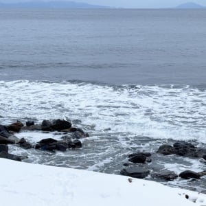 北海道の海に沈む伝説の温泉「瀬石温泉」に行った結果→ 真冬だったため