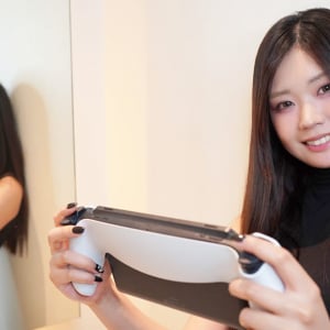 リビングのテレビが使えないなら「PlayStation Portal リモートプレーヤー」を使えばいいじゃない！開封式＆初期設定