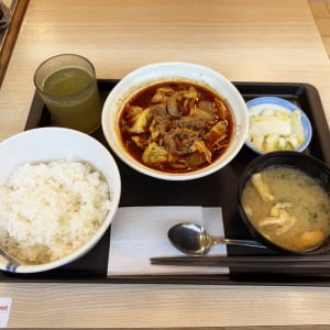 松屋の水煮牛肉の食べ方について / 本場の食べ方なんて無視しよう「具も汁もガッツリ好きなように食えばイイ」