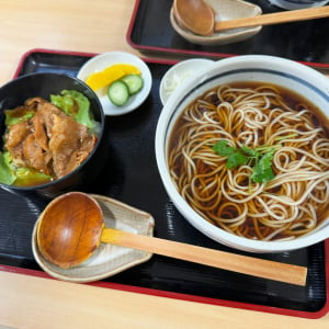 たまたま入った蕎麦屋の接客がとんでもなさすぎた件「蕎麦は普通にウマいのに！」【さいたま市】