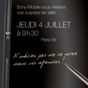 Sony Mobile、7月4日にフランスでプレスイベントを開催、招待状には正体不明のXperiaスマートフォンと手書き文字が描かれる