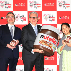 2/5 ワールドヌテラデー 2025 ＠イタリア大使館で Nutella の無限の楽しさを体感！ ヌテラぬりぬり焼き餅がめちゃ◎　記憶に残るヌテラの瞬間を世界中みんなでシェア&スプレッド♪