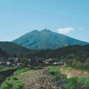 【青森県旧岩木町(弘前市)】津軽のシンボル、岩木山がそばにある暮らし