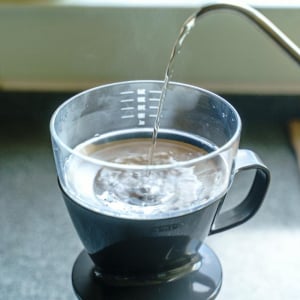 おうちコーヒーデビューにぴったり。コーヒー好きが気になる、OXOのお湯を注ぐだけでいいドリッパー