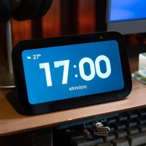 スマートホーム初心者にこそ、「Echo Show 5」を選んでほしい理由。愛用者が語る“スマホにはない便利さ”ってなに？