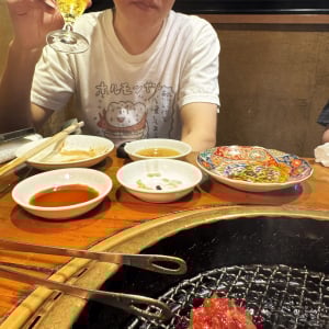 漫画家・小田原ドラゴン先生が「ユッケを焼いて食べる理由」を語る / 高級和牛ユッケでも焼きまくる
