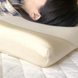 なんか最近、疲れ気味だな…という人へ。西川の「ちょっといい枕」で泥のように眠れるようになったよ