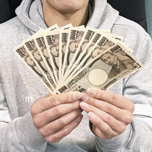 日本の税金が高すぎたからアメリカで起業して30万円稼いだ社長の動画→ 予想外の結果に