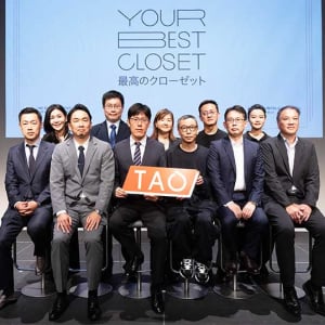 アリババ 越境ECアプリ「TAO」に AI コーデ機能！ 自分らしいファッション実現＆コスパで大納得！ 5/16～5/25 は東京 表参道にショップ出現、5/31 まで割引クーポン＆セールも