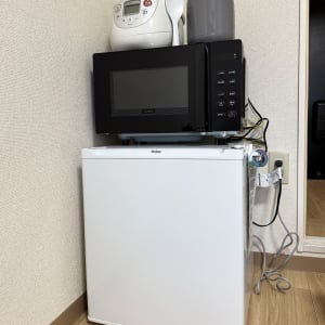 部屋を借りたら冷蔵庫がついてた！→小さすぎて使えない！→ハイアールのミニ冷凍庫を買い足してみた結果