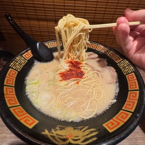 ちいかわナガノ先生による「一蘭ラーメンのおいしい食べ方」を実際にやってみた結果