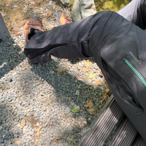ワークマンの「夏を超快適にする14機能搭載」パンツが凄い！遮熱、速乾、気化冷却…コレで2500円は驚きだ