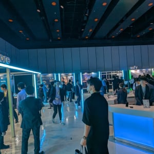 ケーブル一体型モバイルバッテリー付きイヤホンやWi-Fiスピーカー付きプロジェクターなどを発表 「Anker Power Conference 2025 Spring」Soundcore・Nebula製品まとめ