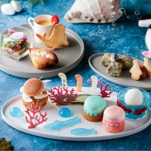 【東京都中央区】「すみだ水族館コラボアフタヌーンティー」が今年も登場。銀座で幻想的な夏を体験！