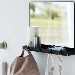 山崎実業の玄関に取り付けるコレで、日焼け止めの塗りムラを防ぐ！【ROOMIEライターのコレ気になる】