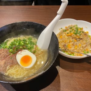 【糸島市・筑前前原】赤い暖簾が目印！ 牛テールチャーハンが主役の「糸島ちょい呑み処 まめっ太」【ガジェ通糸島編集部】