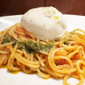 パスタマニアが大絶賛している「Taverna GUSTAVINO」でアラビアータを食べた結果