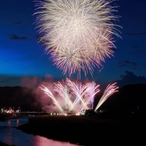 【兵庫県上郡町】多世代が楽しめる「第43回“川の都”かみごおり川まつり」開催！打ち上げ花火も
