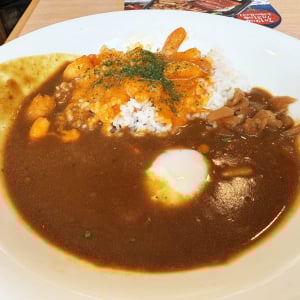 ぷりぷりえびのビスクカレーがぷりぷりぷりぷりぷりぷりぷりぷりぷりぷりぷりウマイ